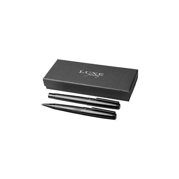 Gloss duo-penna i presentset